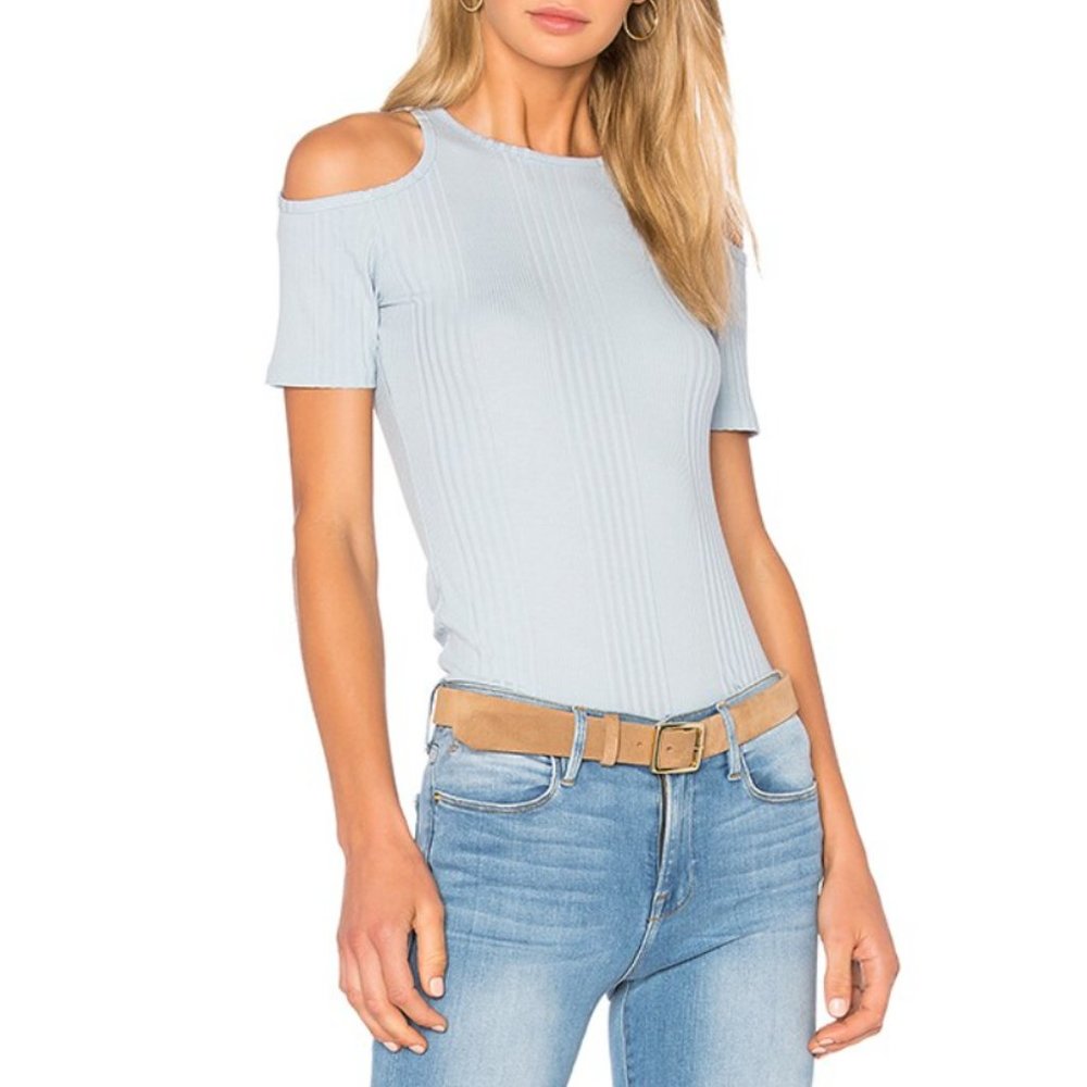 FRAME Denim Cold Shoulder Tee in Sky blue, Size S